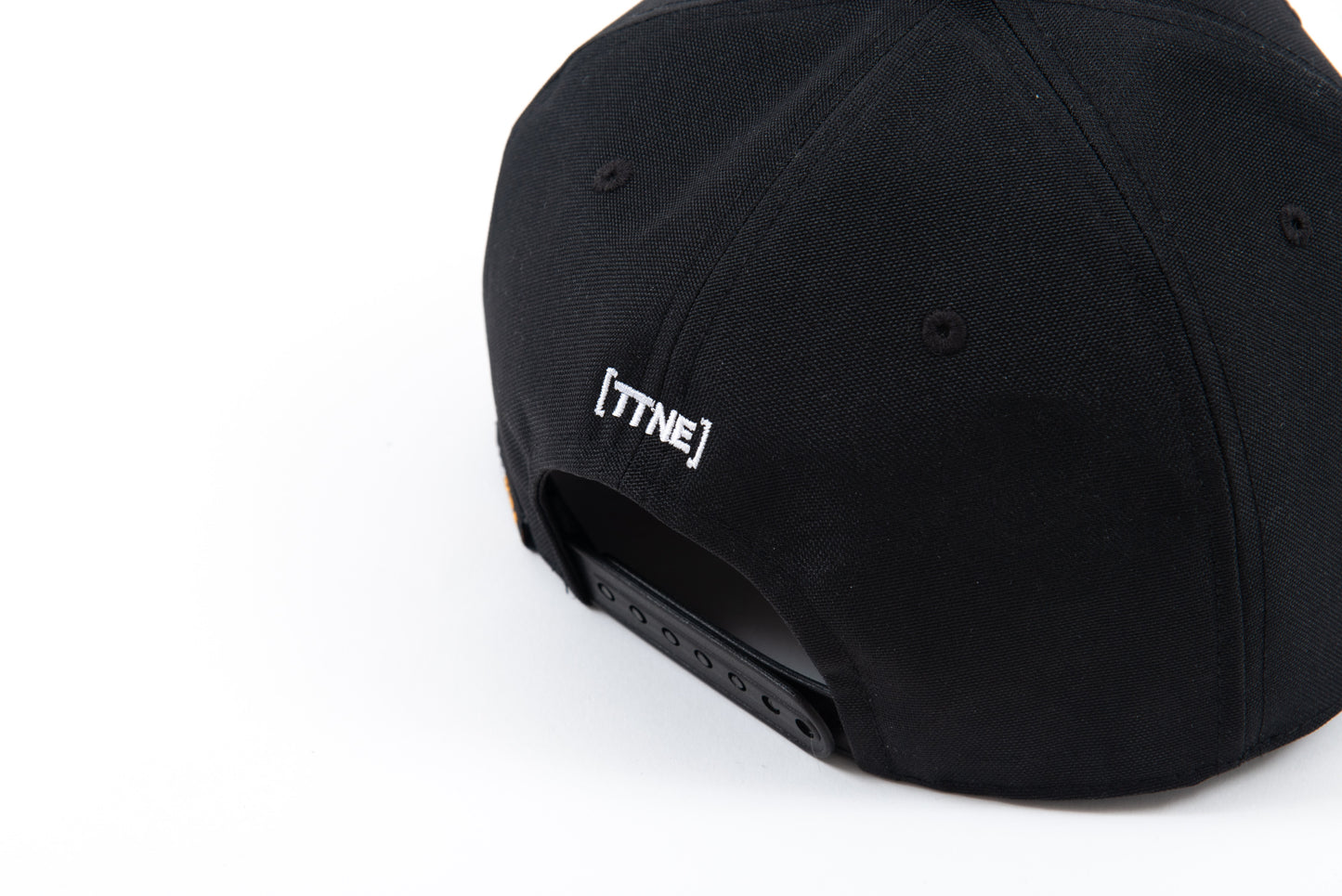 Saunner™️ Logo Cap - Black/White