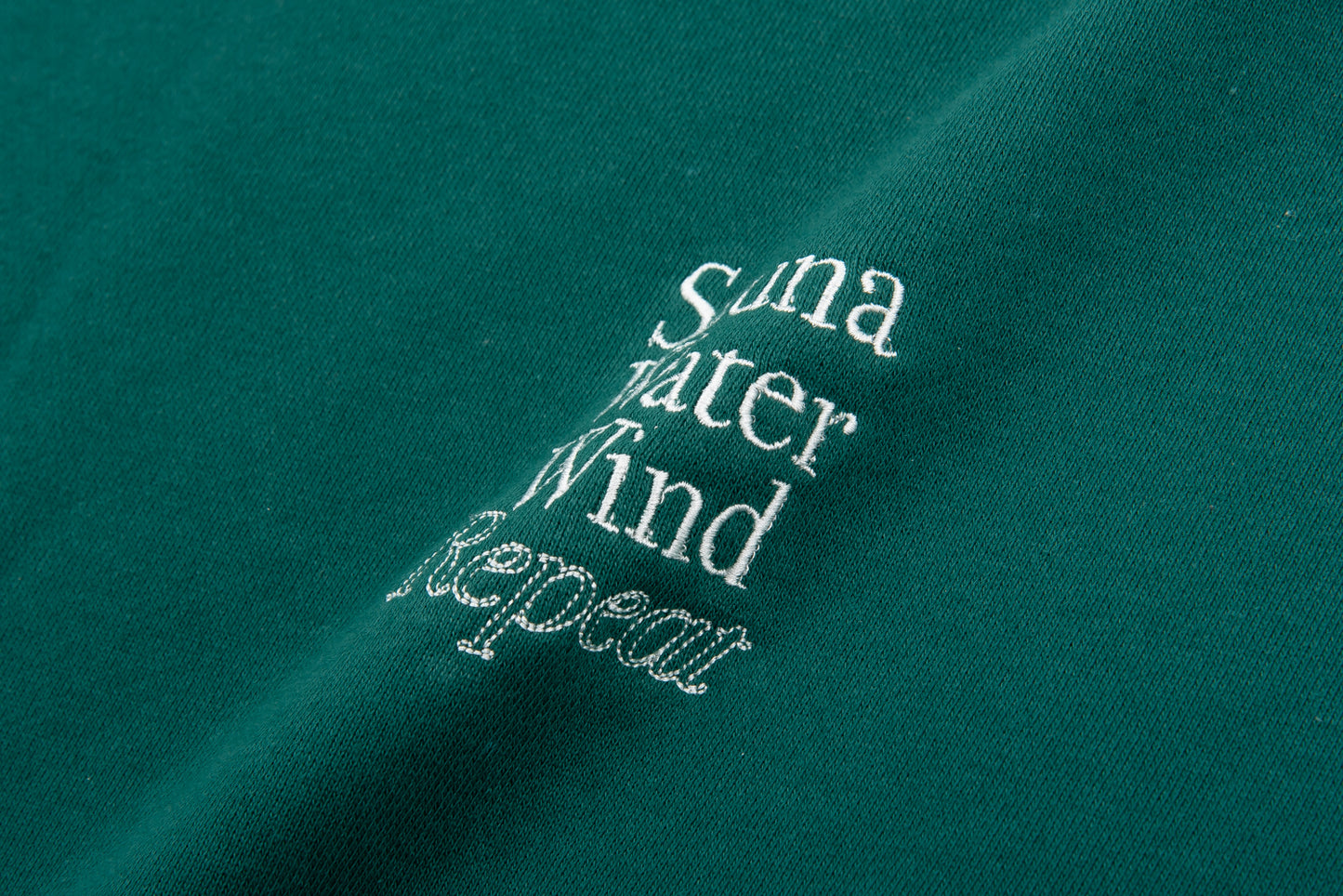 “SAUNA WATER WIND REPEAT”Crewneck Sweatshirts - Deep Green