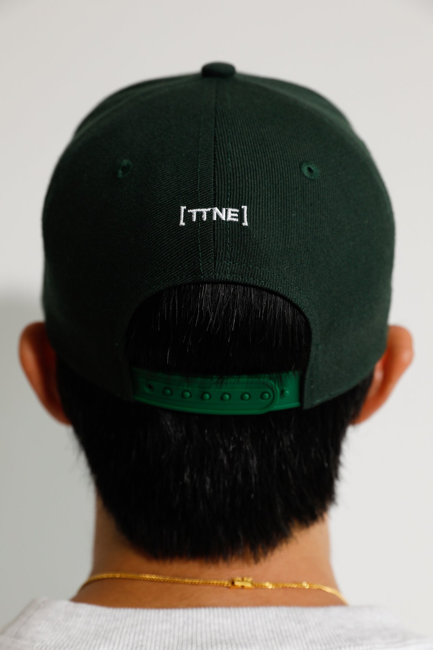 T icon Cap - Deep Green