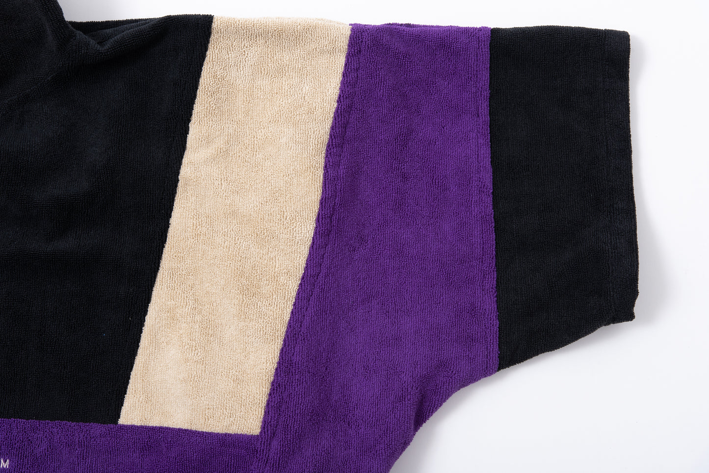 Saunner™️ Multi-Color Poncho - Purple/Black