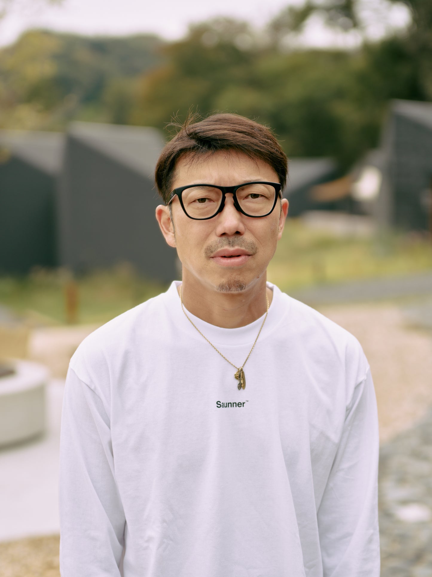 Saunner Small Logo Long-Sleeve Tee