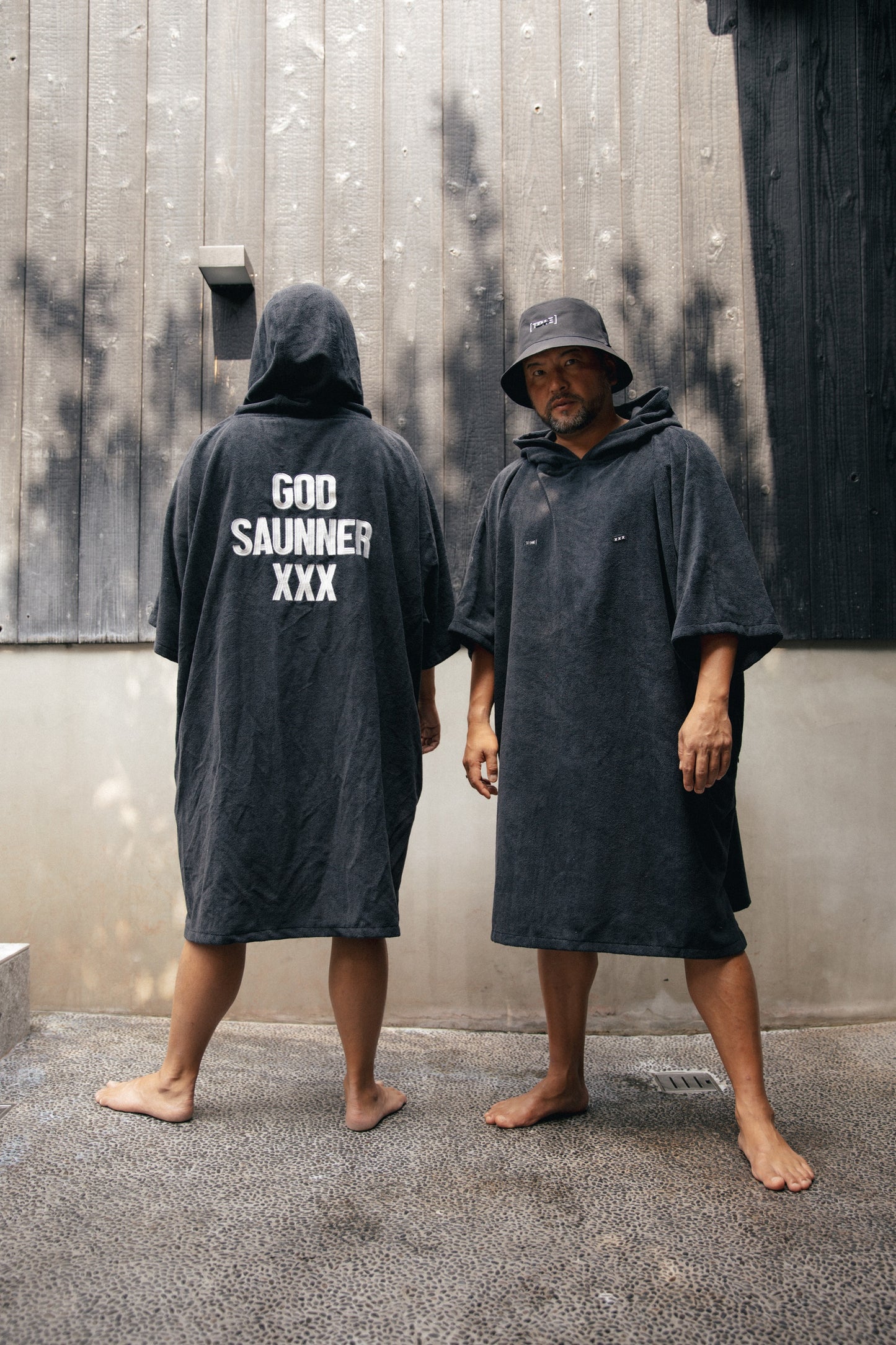 GOD SELECTION XXX × ［TTNE］SAUNA PONCHO