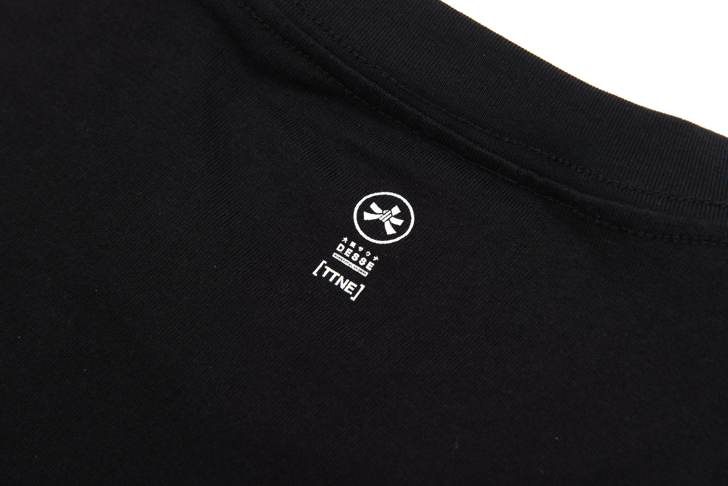 SAUNACHELIN CAPSULE COLLECTION Tee - DESSE Edition -