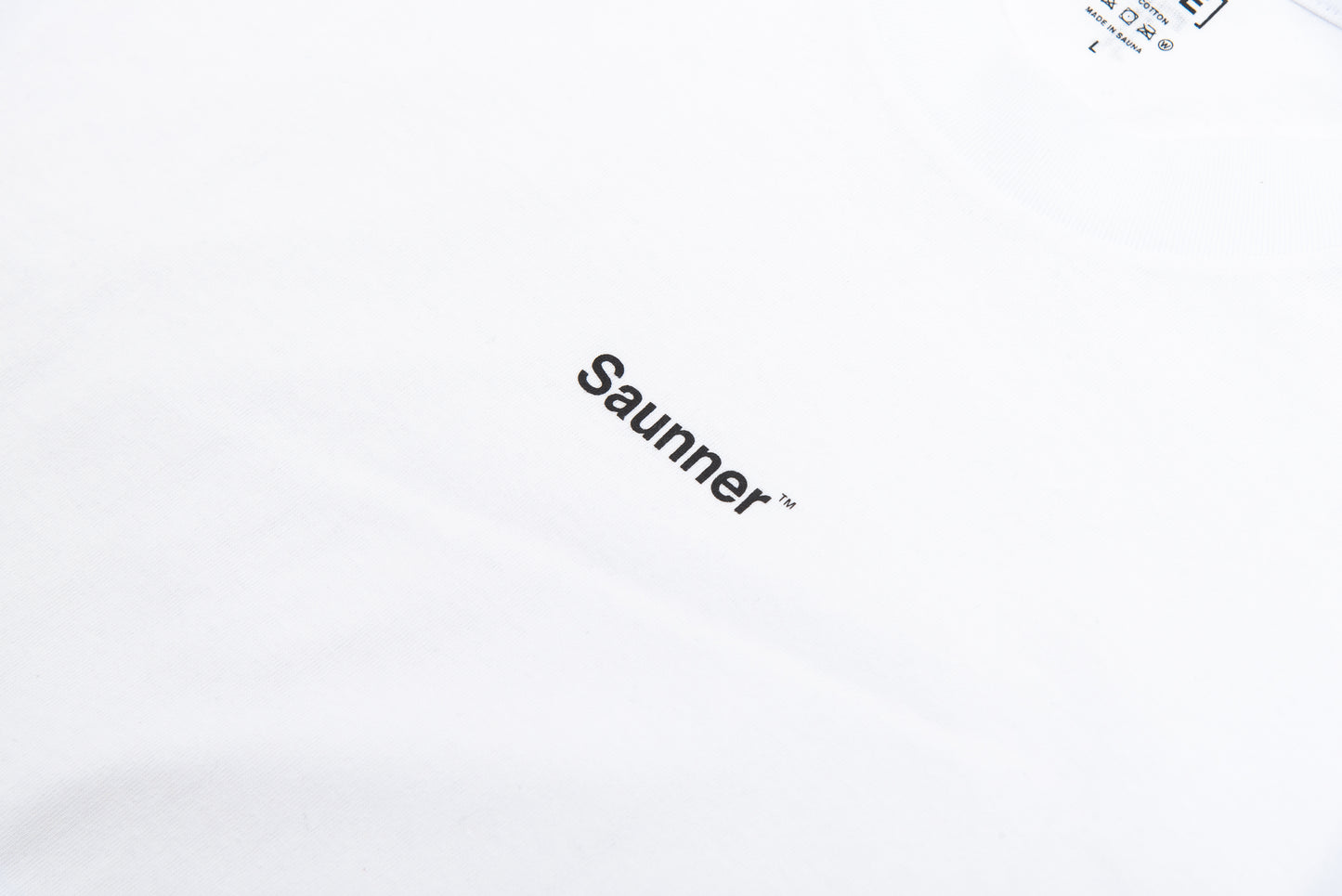 Saunner Small Logo Long-Sleeve Tee