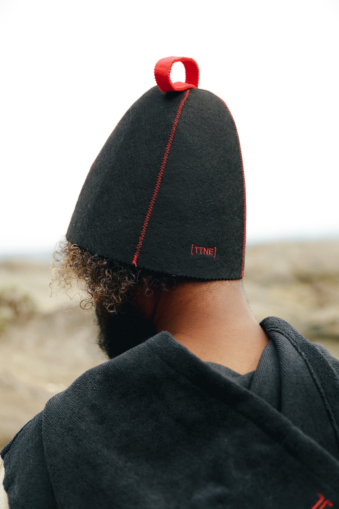 T icon Multi-Color Sauna Hat - Red/Black