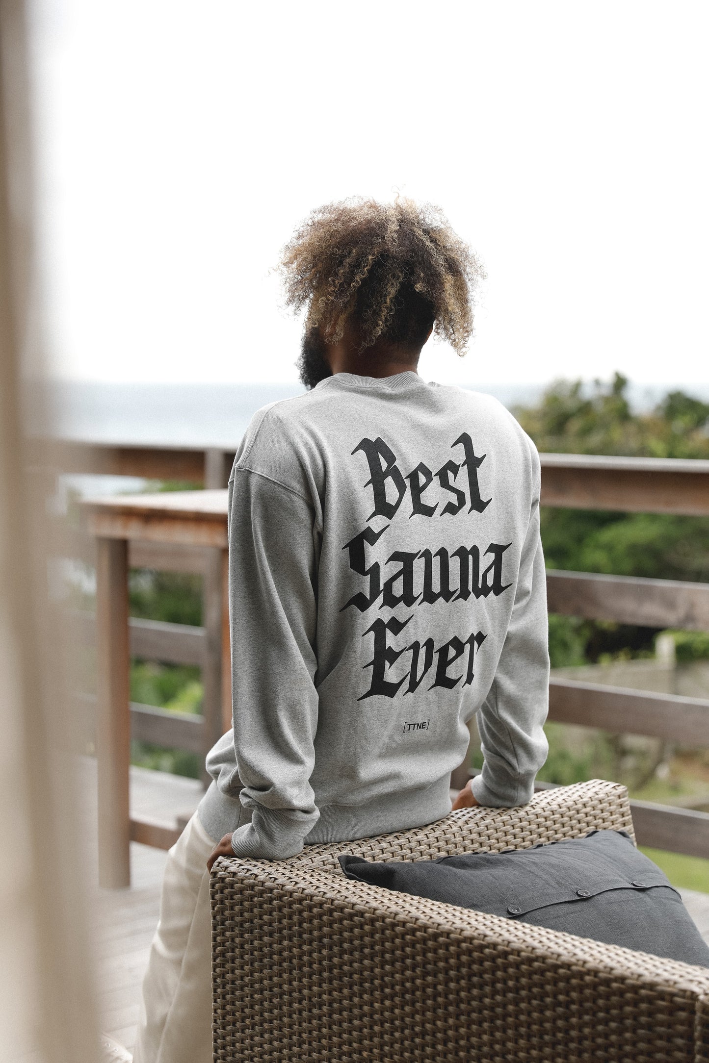 ［TTNE］Best Sauna Ever Crew Neck Sweatshirt