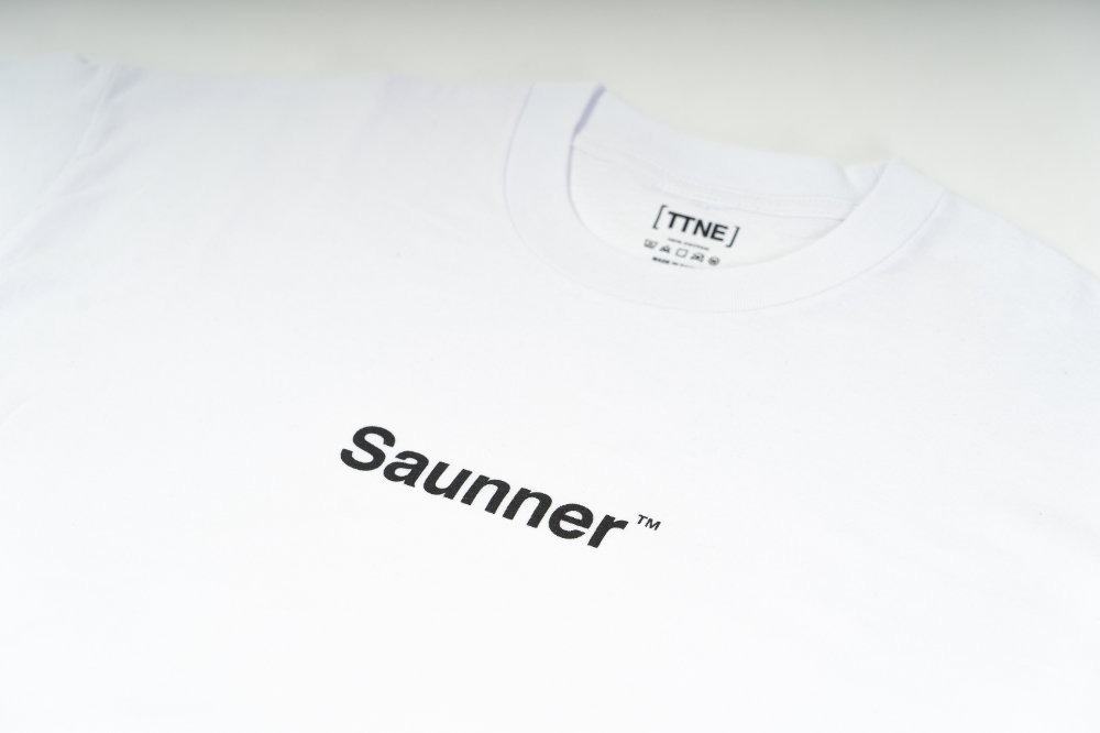 Saunner ™ Logo Tee - White
