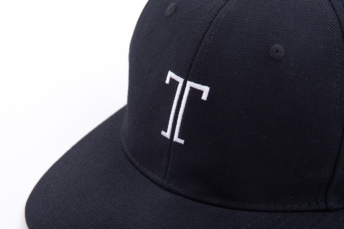 T icon Cap - Black